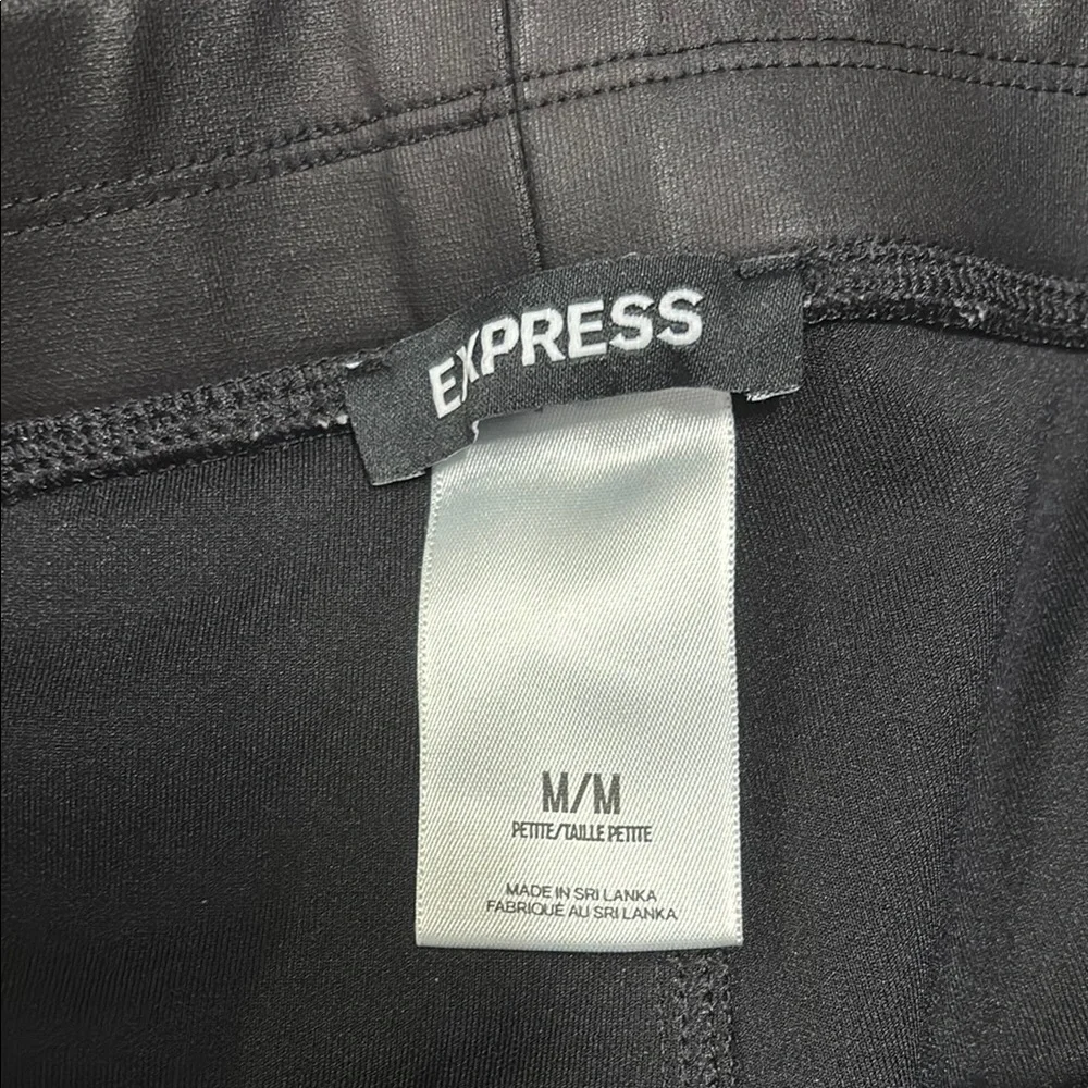 Express Black High-Waisted Leggings - Picture 3 of 4